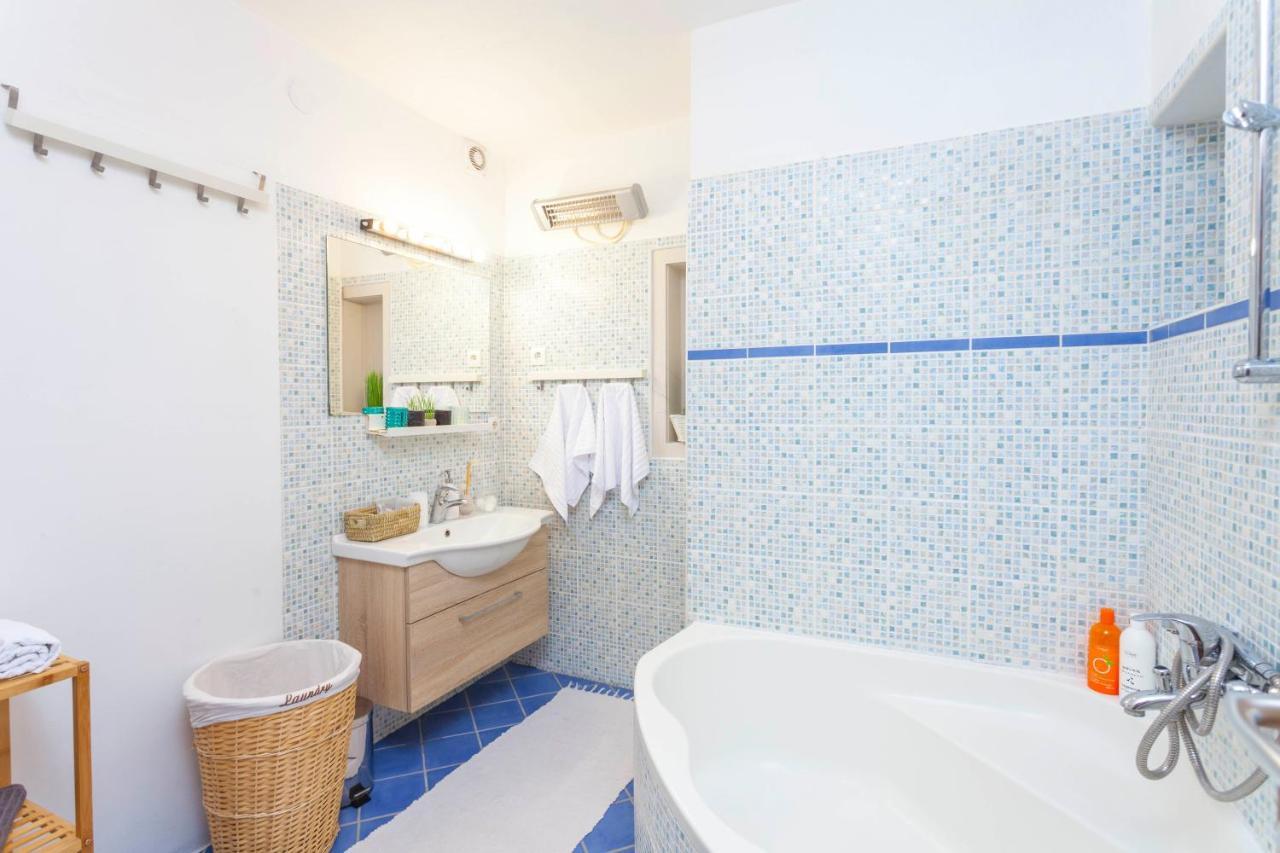 Apartment Mikula Макарська Екстер'єр фото